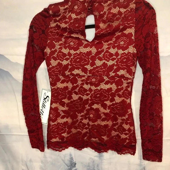 Stilettos Long sleeve Red Illusion Top NWT - Picture 10 of 12
